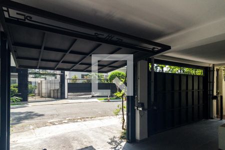 Garagem de casa à venda com 4 quartos, 520m² em Perdizes, São Paulo