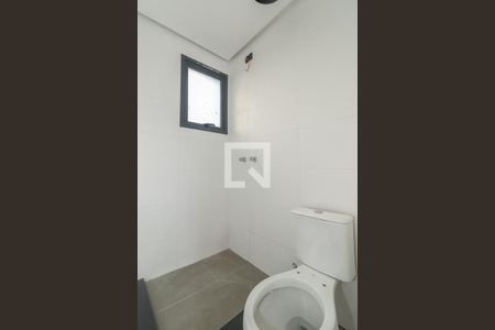 Banheiro da Suíte de apartamento à venda com 2 quartos, 74m² em Três Figueiras, Porto Alegre