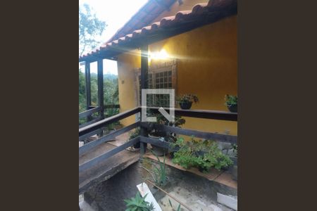 Casa à venda com 3 quartos, 245m² em Casa Branca, Brumadinho