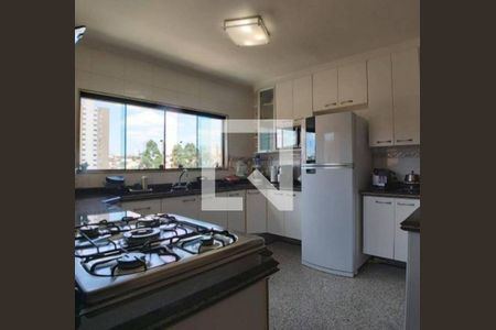 Casa à venda com 4 quartos, 490m² em Jardim Textil, São Paulo