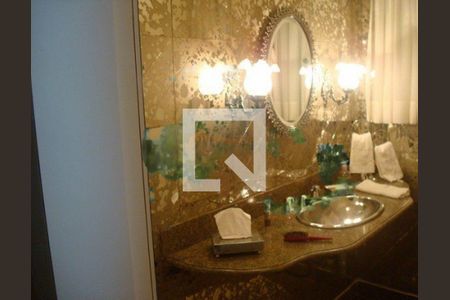 Casa à venda com 3 quartos, 250m² em Tatuapé, São Paulo