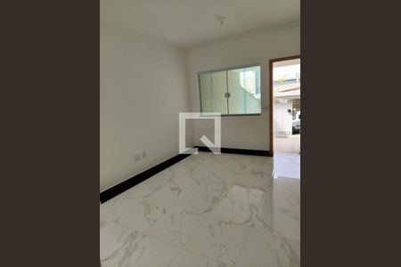 Casa à venda com 3 quartos, 108m² em Vila Sao Geraldo, São Paulo