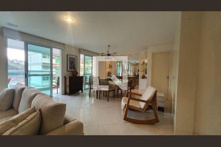 Apartamento à venda com 4 quartos, 160m² em Icaraí, Niterói