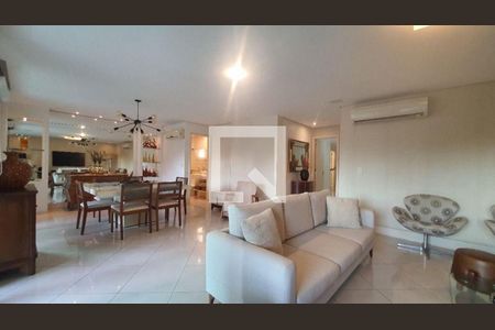 Apartamento à venda com 4 quartos, 160m² em Icaraí, Niterói