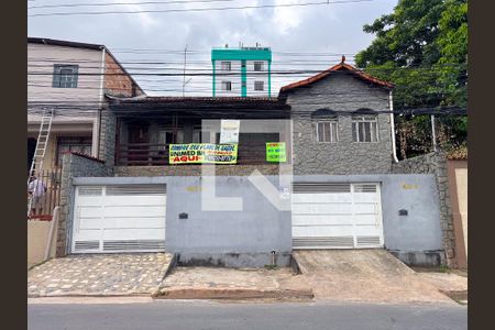 Fachada de casa à venda com 6 quartos, 360m² em Riacho das Pedras, Contagem