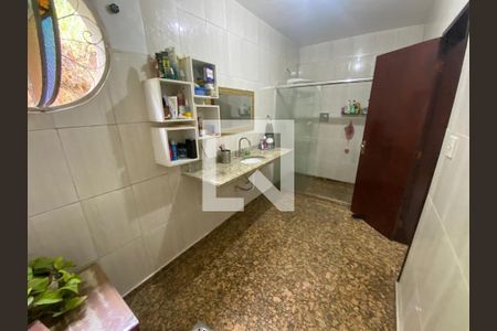Casa à venda com 3 quartos, 195m² em Santa Rosa, Niterói