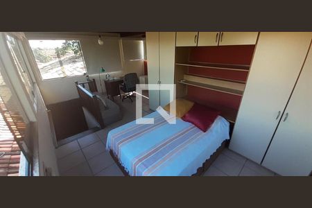 Casa à venda com 5 quartos, 222m² em Piratininga, Niterói