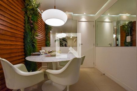 Apartamento à venda com 3 quartos, 230m² em Icaraí, Niterói