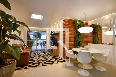 Apartamento à venda com 3 quartos, 230m² em Icaraí, Niterói