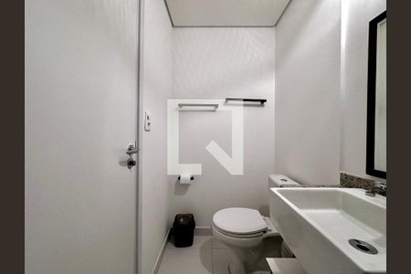 Banheiro de kitnet/studio à venda com 0 quarto, 28m² em Jardim das Acacias, São Paulo