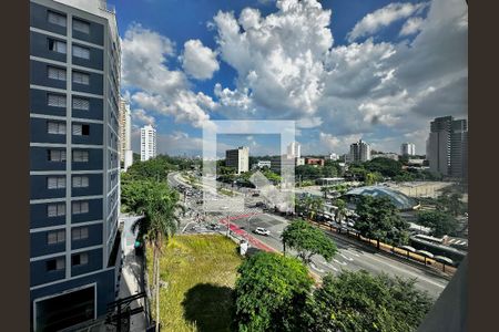 Vista de kitnet/studio à venda com 0 quarto, 28m² em Jardim das Acacias, São Paulo