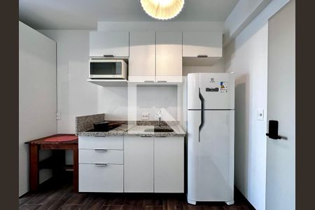 Cozinha de kitnet/studio à venda com 0 quarto, 28m² em Jardim das Acacias, São Paulo