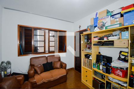 Sala - Edícula de casa à venda com 3 quartos, 240m² em Vila Adelaide Perella, Guarulhos