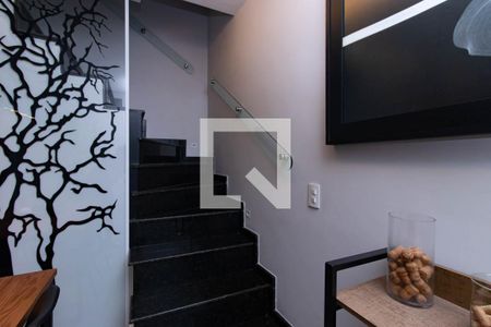 Escada de casa de condomínio à venda com 3 quartos, 120m² em Vila Maria Alta, São Paulo