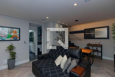 Sala de casa de condomínio à venda com 3 quartos, 120m² em Vila Maria Alta, São Paulo