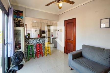 Sala de apartamento para alugar com 2 quartos, 70m² em Vila Tupi, Praia Grande