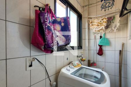 Área de Serviço de apartamento para alugar com 2 quartos, 70m² em Vila Tupi, Praia Grande