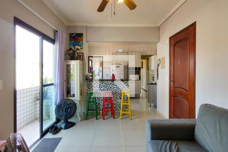 Sala de apartamento para alugar com 2 quartos, 70m² em Vila Tupi, Praia Grande