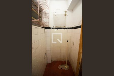 Banheiro de Serviço de apartamento à venda com 3 quartos, 110m² em Centro Histórico, Porto Alegre