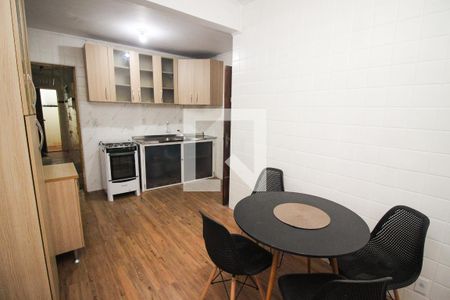 Cozinha de apartamento à venda com 3 quartos, 110m² em Centro Histórico, Porto Alegre