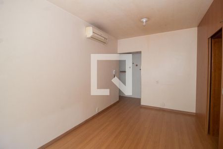 Sala de apartamento à venda com 2 quartos, 67m² em Teresópolis, Porto Alegre