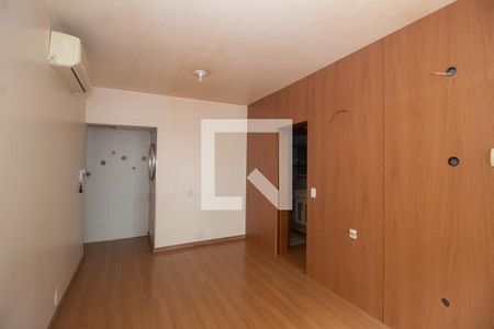Sala de apartamento à venda com 2 quartos, 67m² em Teresópolis, Porto Alegre