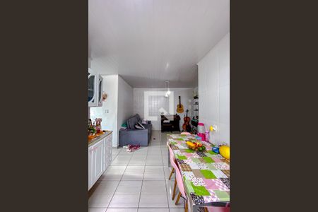 Cozinha de casa à venda com 8 quartos, 400m² em Vila Invernada, São Paulo