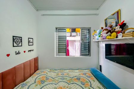 Quarto 1 de casa à venda com 8 quartos, 400m² em Vila Invernada, São Paulo