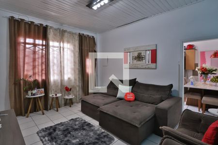 Sala de casa à venda com 6 quartos, 320m² em Vila Prudente, São Paulo