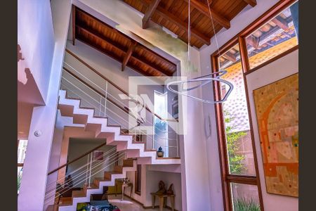 Casa à venda com 4 quartos, 454m² em Jardim dos Estados, São Paulo