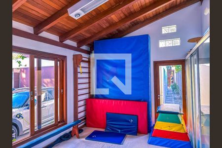 Casa à venda com 4 quartos, 454m² em Jardim dos Estados, São Paulo