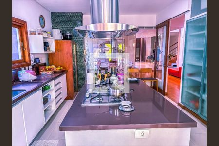 Casa à venda com 4 quartos, 454m² em Jardim dos Estados, São Paulo