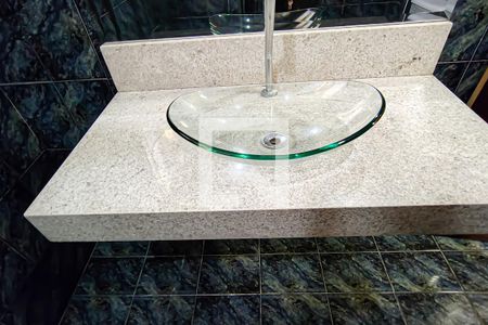 Banheiro do Escritório de casa para alugar com 3 quartos, 100m² em Taquara, Rio de Janeiro