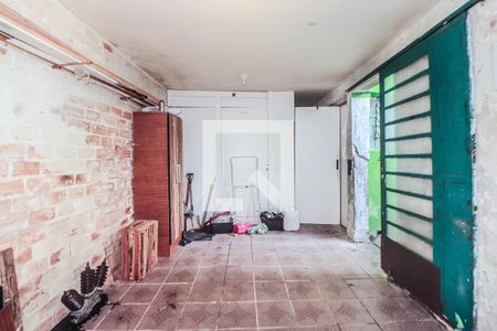 Garagem de casa para alugar com 3 quartos, 240m² em Jardim Carvalho, Porto Alegre