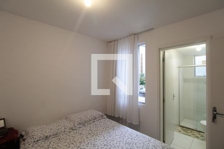 Suite de apartamento à venda com 2 quartos, 57m² em Santa Amelia, Belo Horizonte