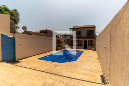 Área externa de casa à venda com 5 quartos, 500m² em Barreto, Niterói