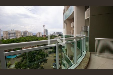Varanda de apartamento para alugar com 2 quartos, 99m² em Barra da Tijuca, Rio de Janeiro