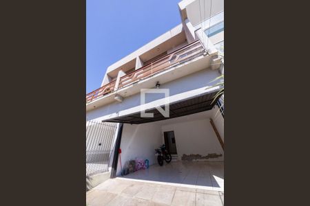 Fachada de casa para alugar com 3 quartos, 249m² em Parque Santa Fé, Porto Alegre