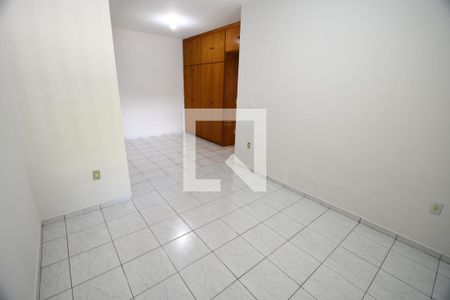 Quarto 1 de casa à venda com 3 quartos, 253m² em Parque São Quirino, Campinas