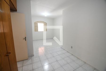 Quarto 1 de casa à venda com 3 quartos, 253m² em Parque São Quirino, Campinas