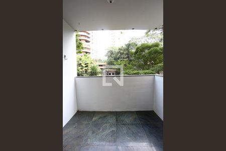 Varanda de apartamento para alugar com 4 quartos, 183m² em Vila Andrade, São Paulo