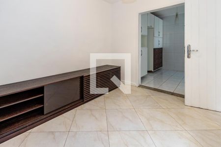 Edícula - Sala de casa à venda com 5 quartos, 170m² em Vila Gertrudes, São Paulo