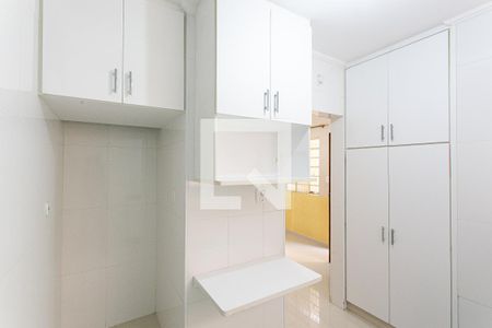Cozinha de casa à venda com 3 quartos, 160m² em Vila Carrão, São Paulo