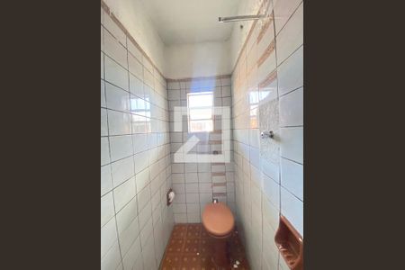 Banheiro de casa para alugar com 1 quarto, 60m² em Jardim Presidente Dutra, Guarulhos