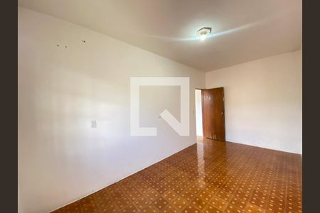 Quarto de casa para alugar com 1 quarto, 60m² em Jardim Presidente Dutra, Guarulhos
