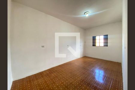 Quarto de casa para alugar com 1 quarto, 60m² em Jardim Presidente Dutra, Guarulhos