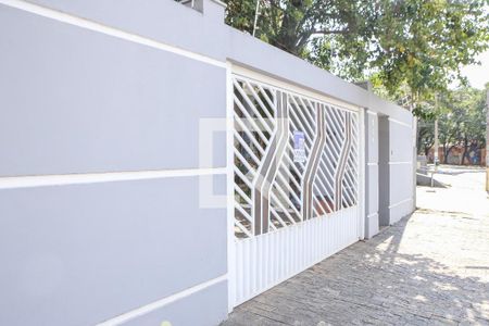 Fachada de casa à venda com 4 quartos, 342m² em Alto da Lapa, São Paulo