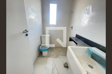 Banheiro social de apartamento à venda com 2 quartos, 58m² em Nova Suíça, Belo Horizonte