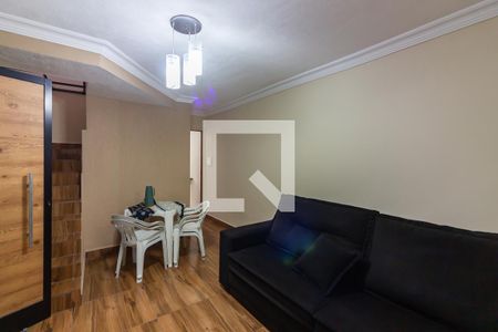 Sala 1 de casa para alugar com 1 quarto, 47m² em Jardim Osasco, Osasco