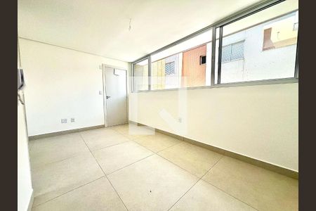 Sala de apartamento à venda com 3 quartos, 70m² em Itapoã, Belo Horizonte